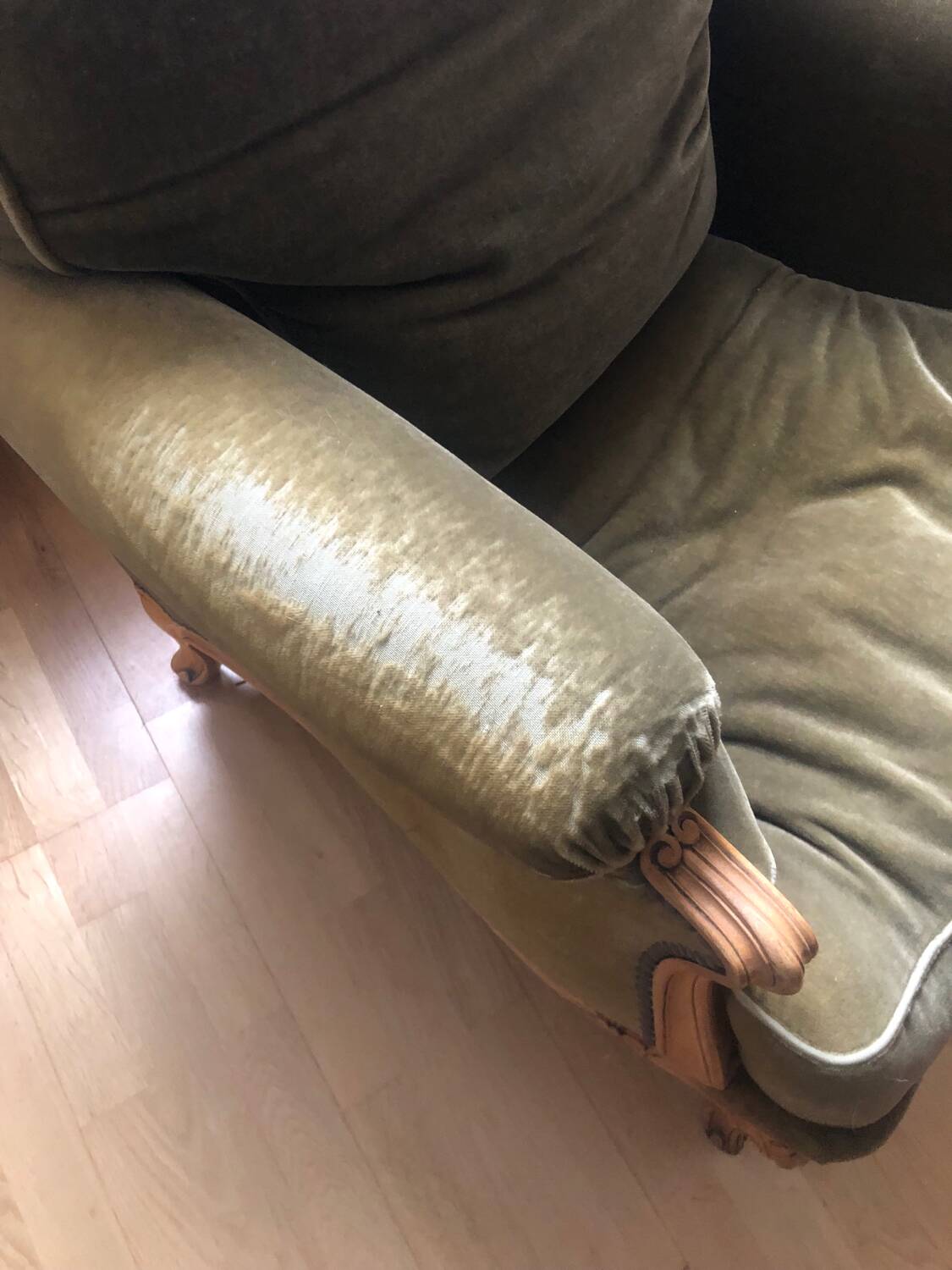 Paire de fauteuil bergère avec repose pied