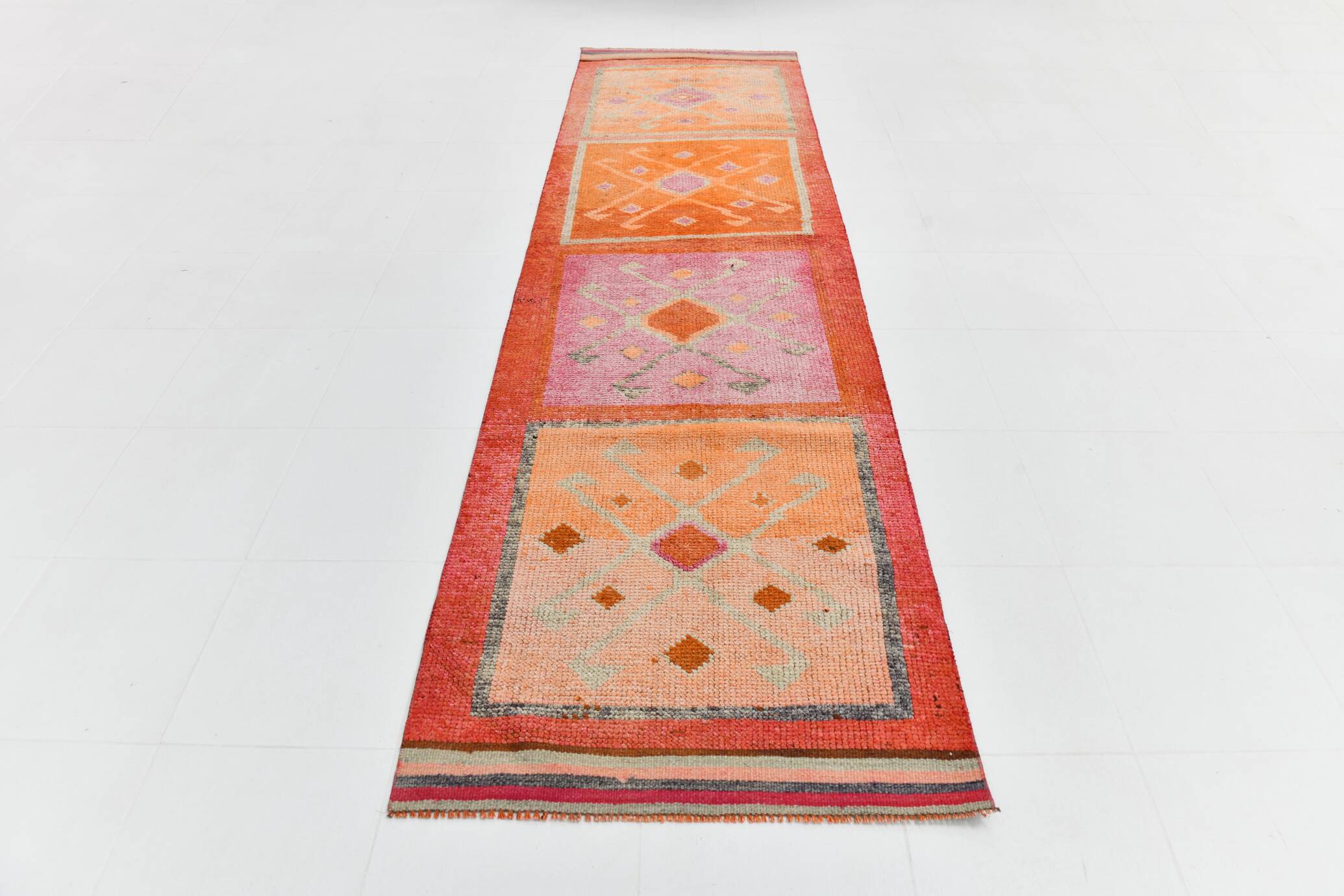 Pastel Tones Geometric Turkish Vintage Hallway Runner Rug, 95x345 Cm