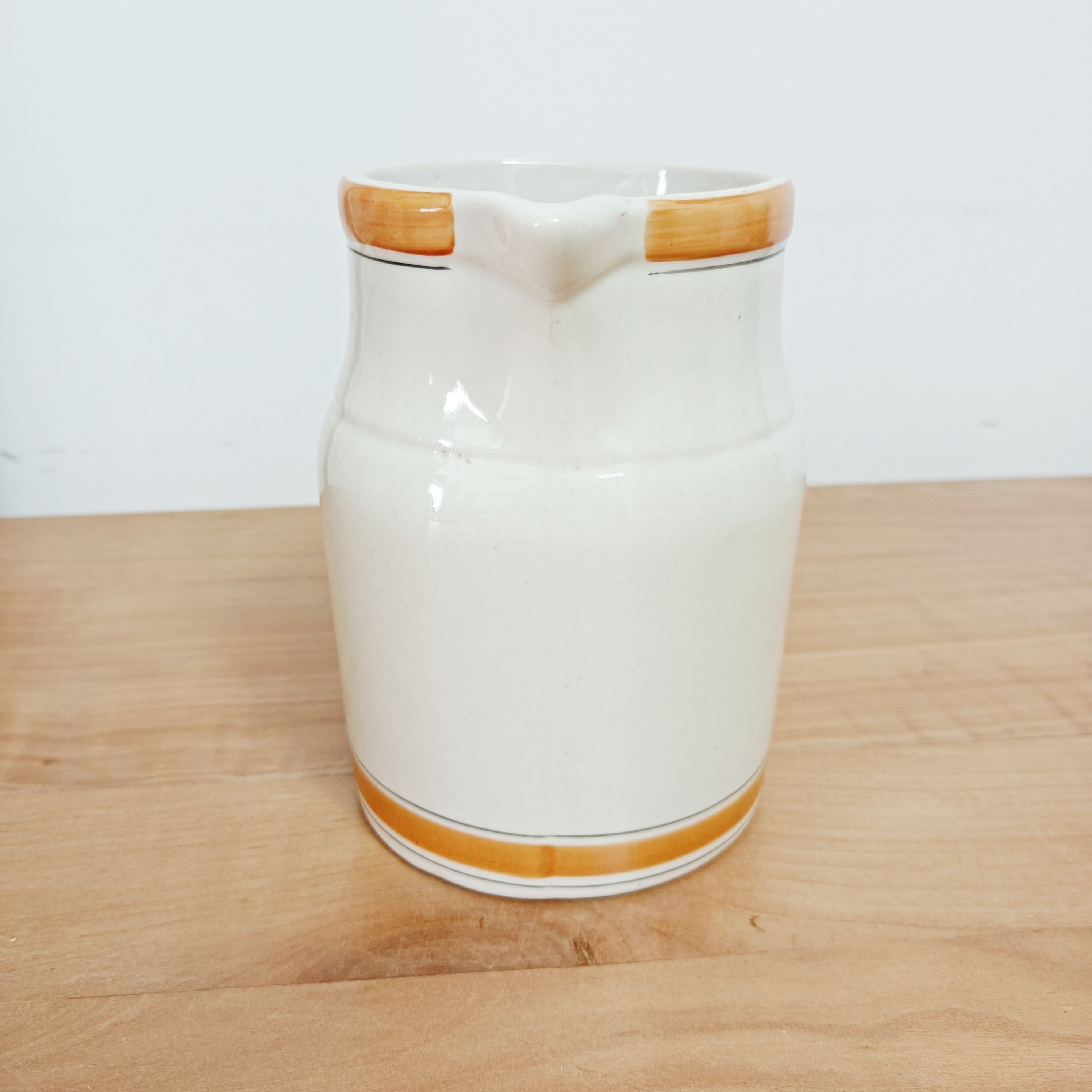 Sandstone pitcher Digoin Grespots