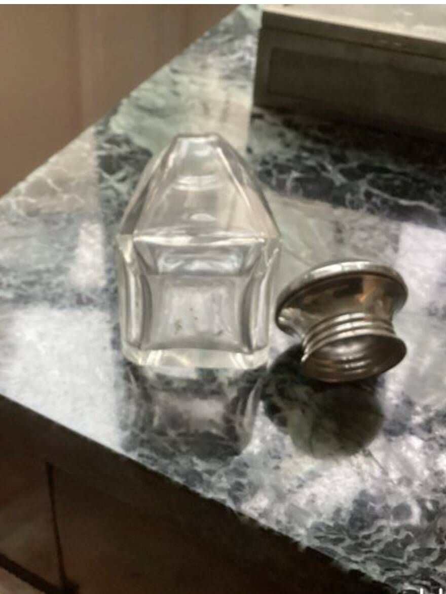 Art Deco crystal silver-plated sugar shaker