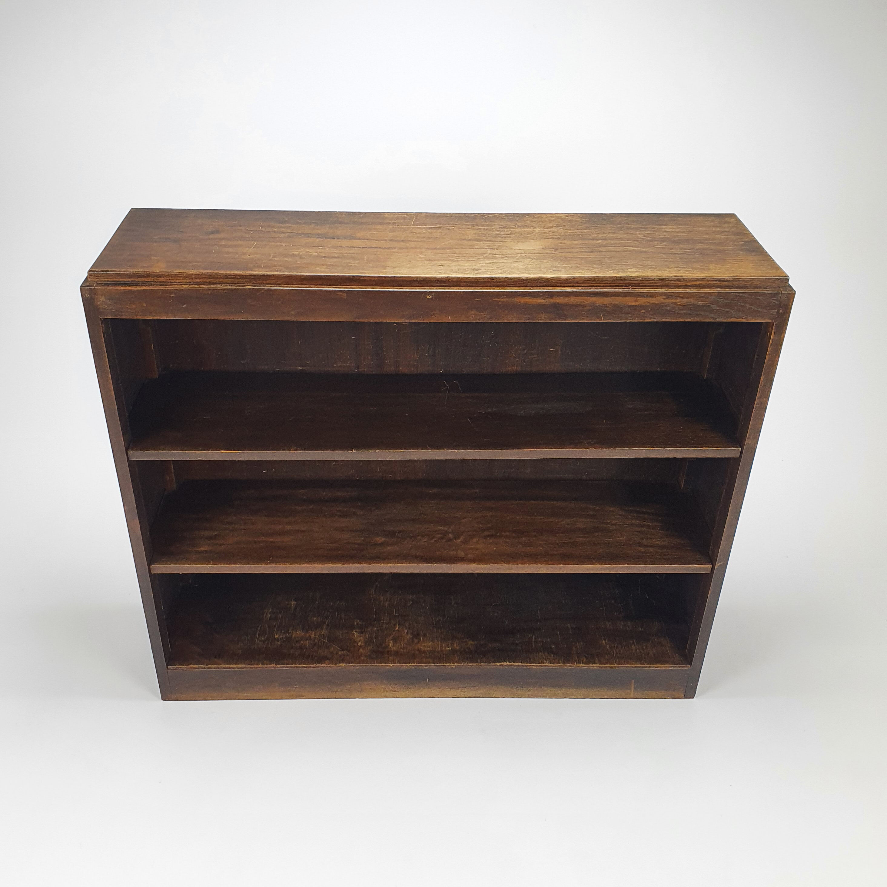 Dutch Modernist Oak Book Cabinet, 1930s