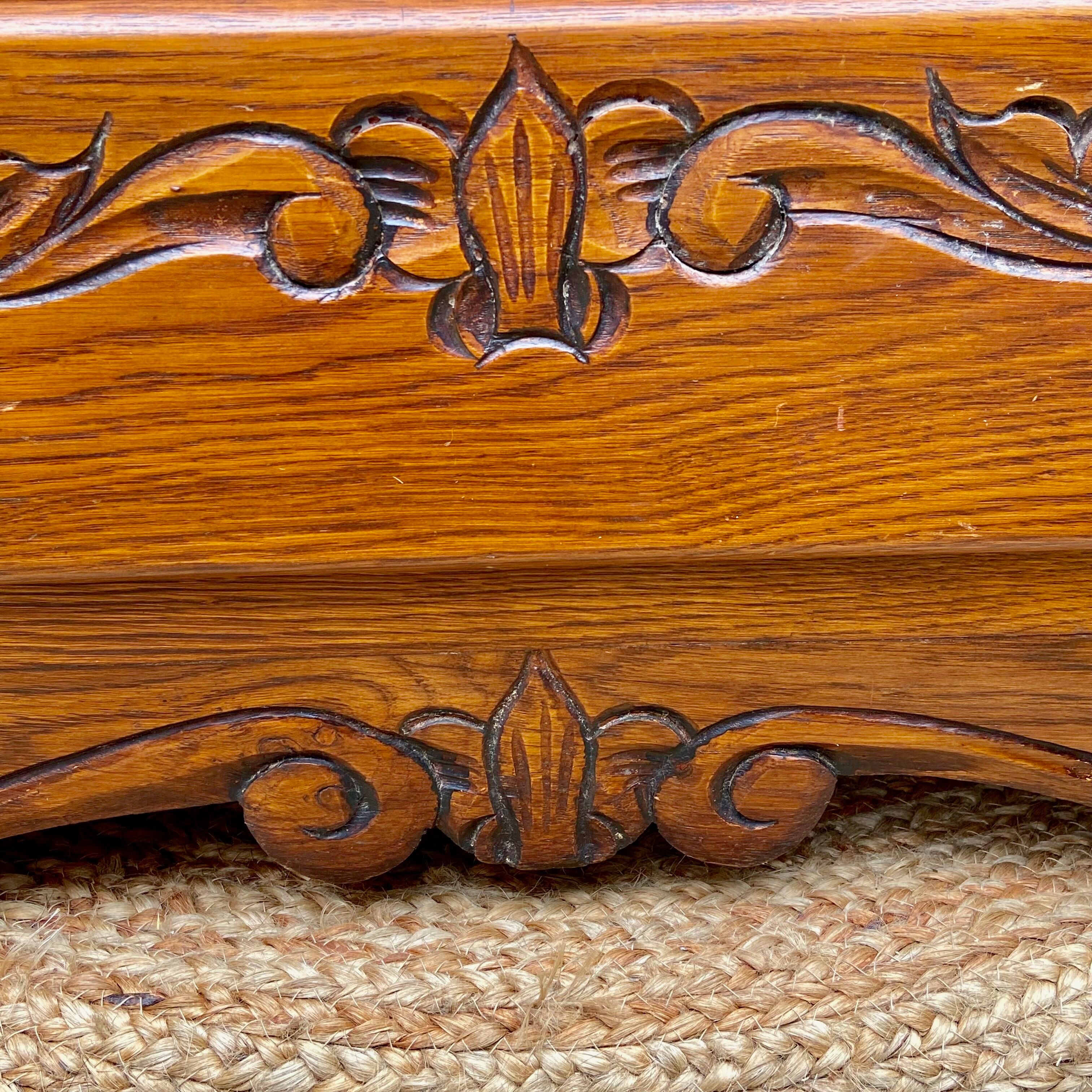 Art Deco chest of drawers in solid oak
