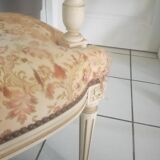 Fauteuil style Louis XVI