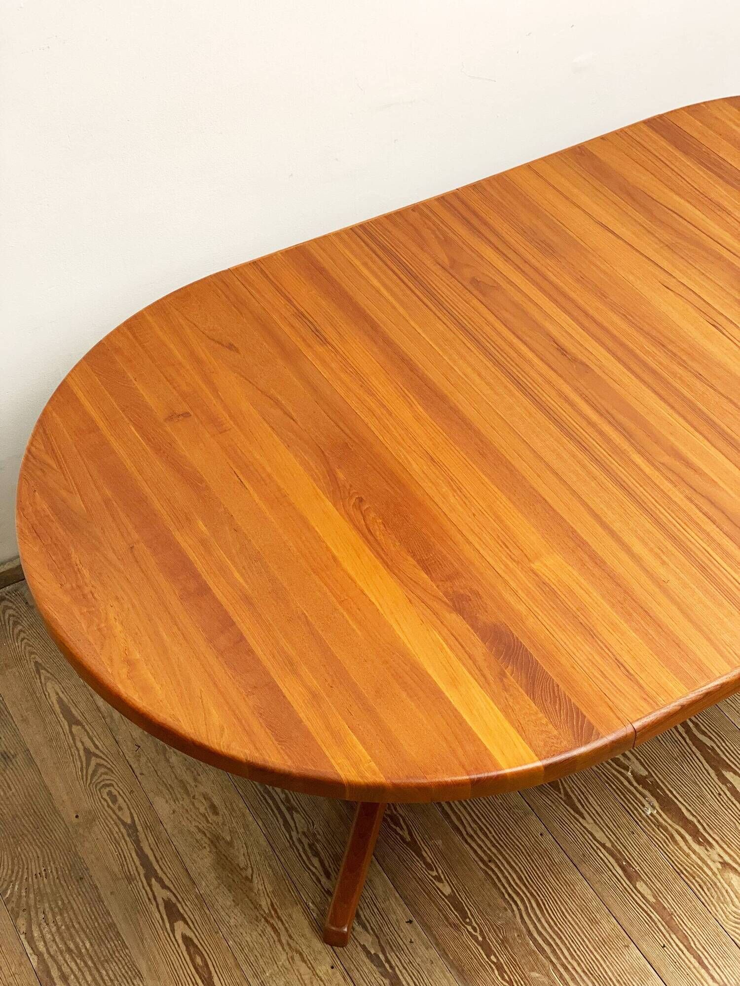 Table à manger extensible ronde en teck du milieu du siècle par Glostrup, Danemark, années 60
