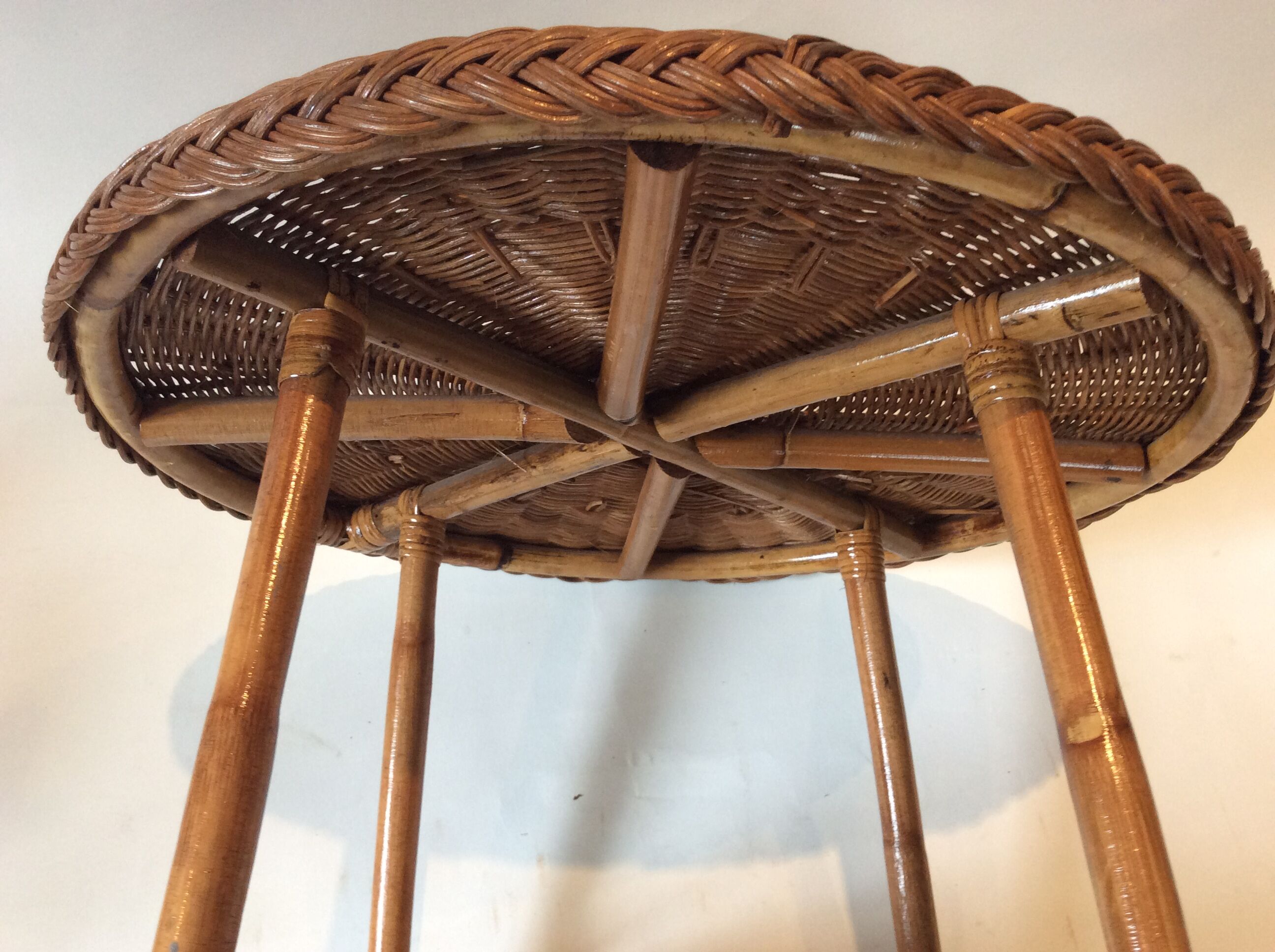 Coffee table in rattan and vintage wicker