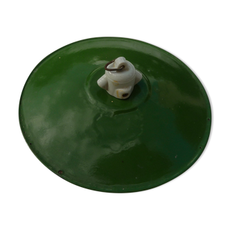 Old pendant lamp lamp in green enamelled sheet metal and porcelain socket
