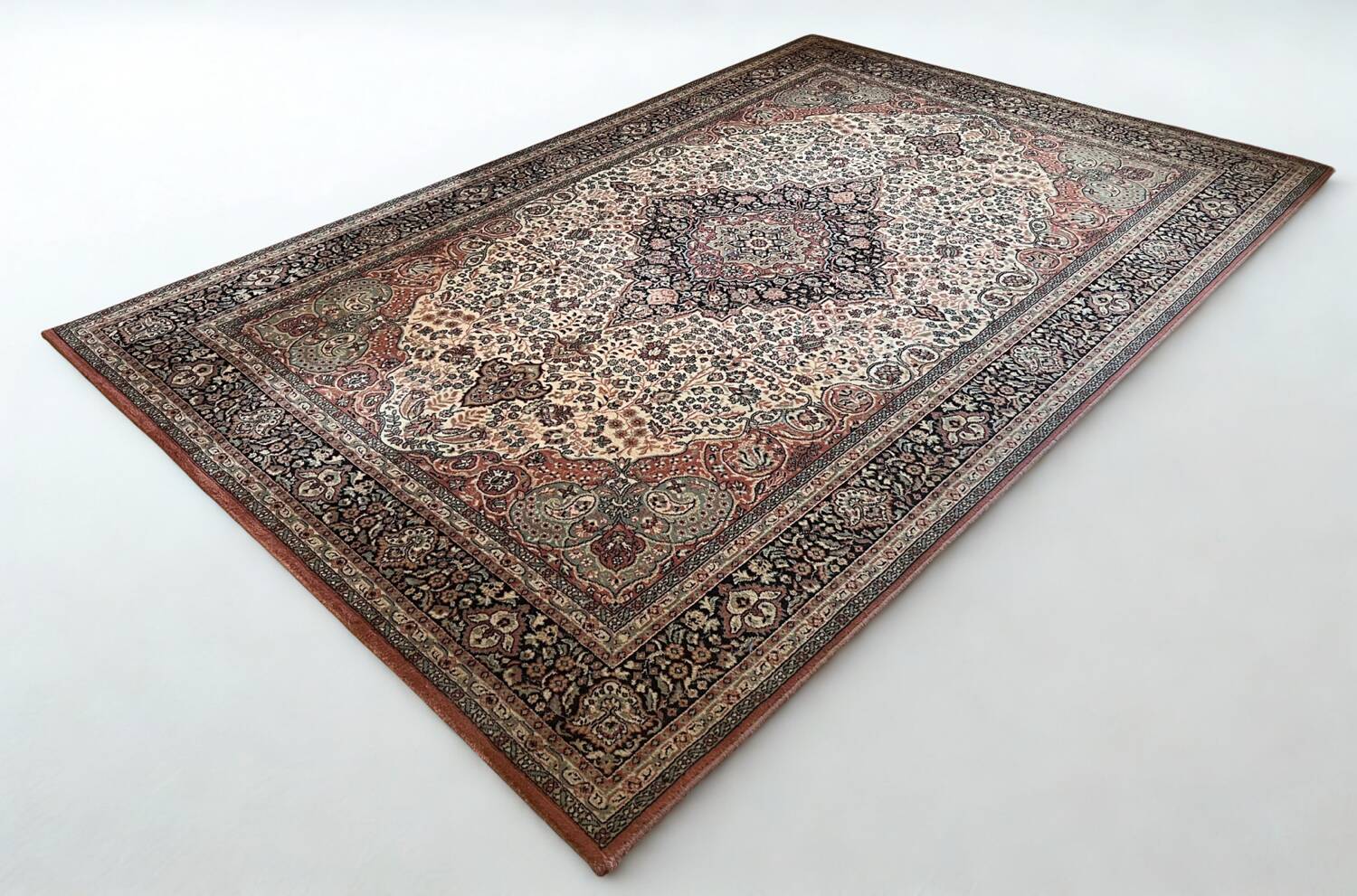 Turkish Uschak carpet in wool