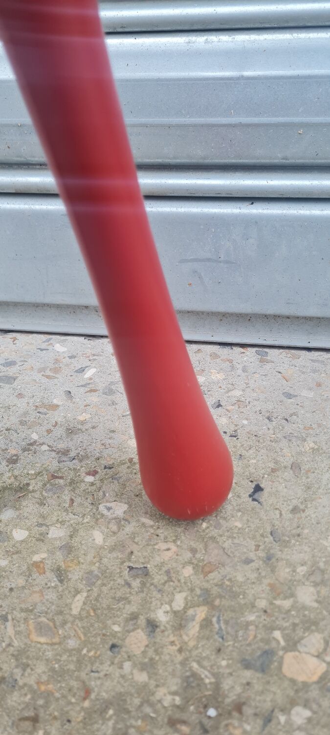 Stool Ingvar Kamprad limited edition red