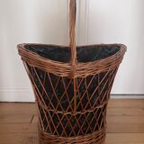 Wicker laundry basket