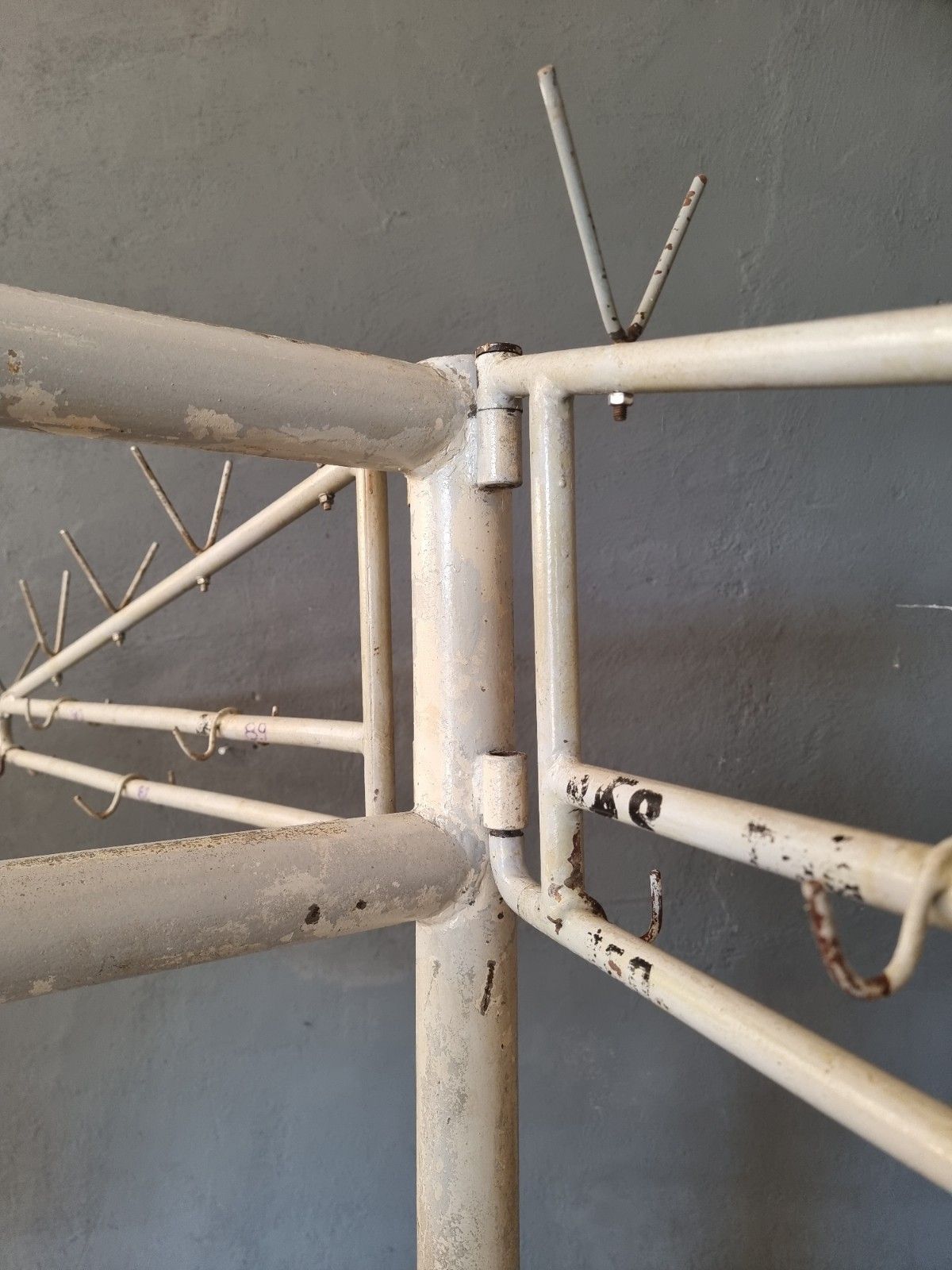 Old industrial coat rack, wardrobe rack XXXL