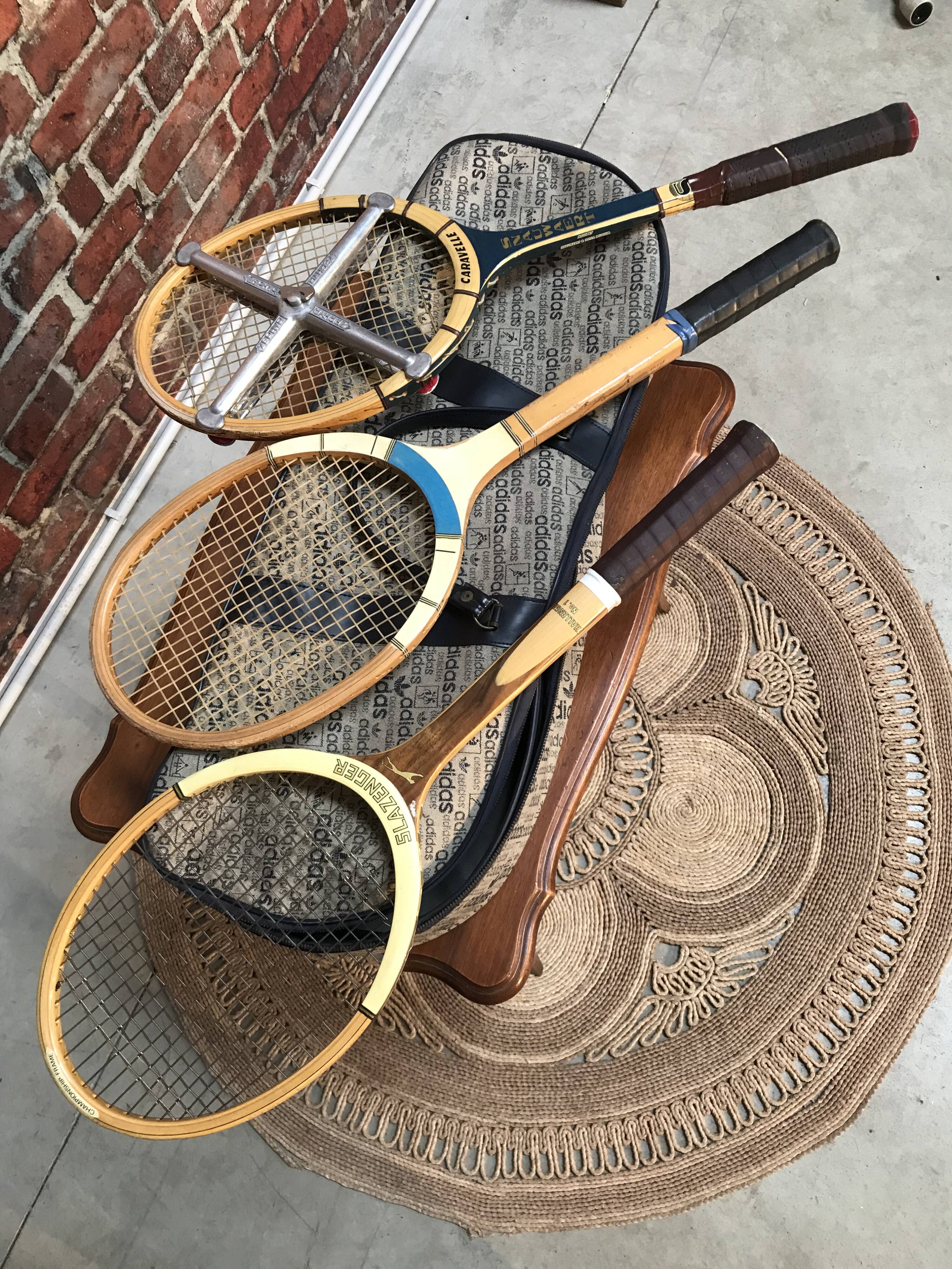 Set of 3 vintage tennis rackets with bag