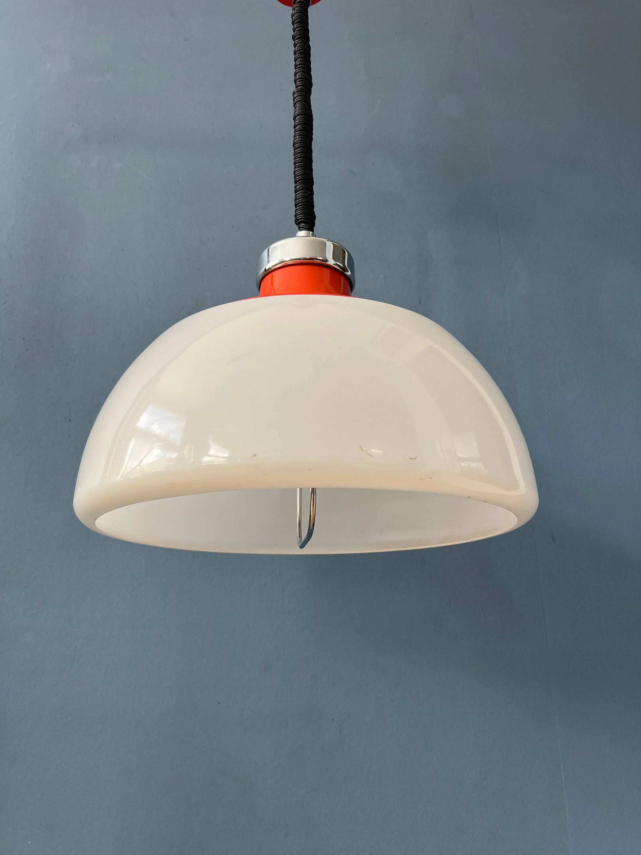Suspension Space Age massive in white plexiglass Mid-Century with a red top cap.