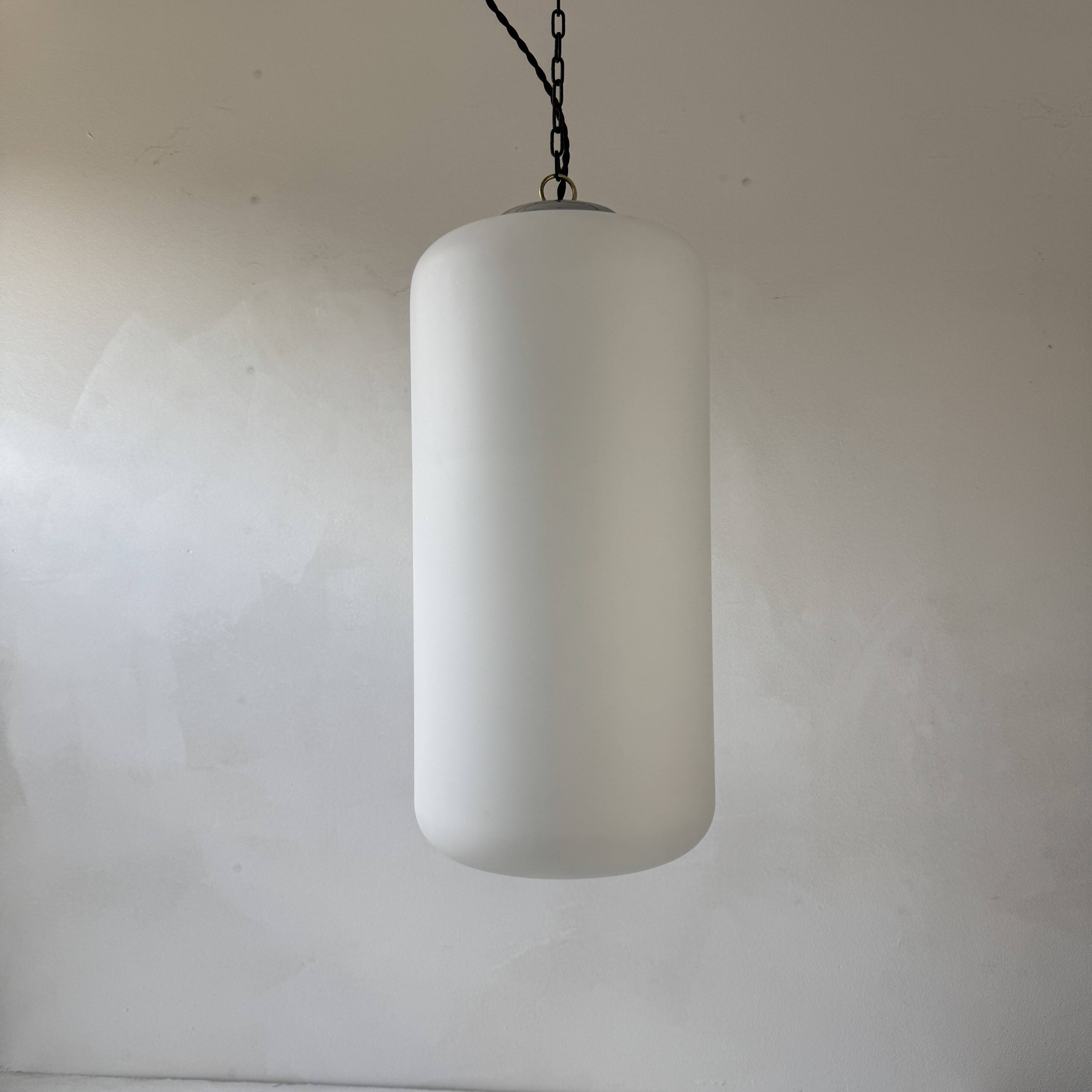 Ancienne suspension en opaline xxl vintage