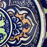 Ceramic dish signed Pascual Zorrilla