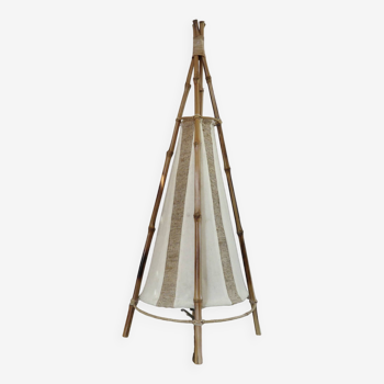 Lampe "teepee" en bambou, rotin et tissu années 60 70