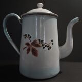 Enamelled sheet metal pourer decorated with black berries early twentieth century