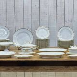 Service en porcelaine de Limoges - 107 pièces - années 1960