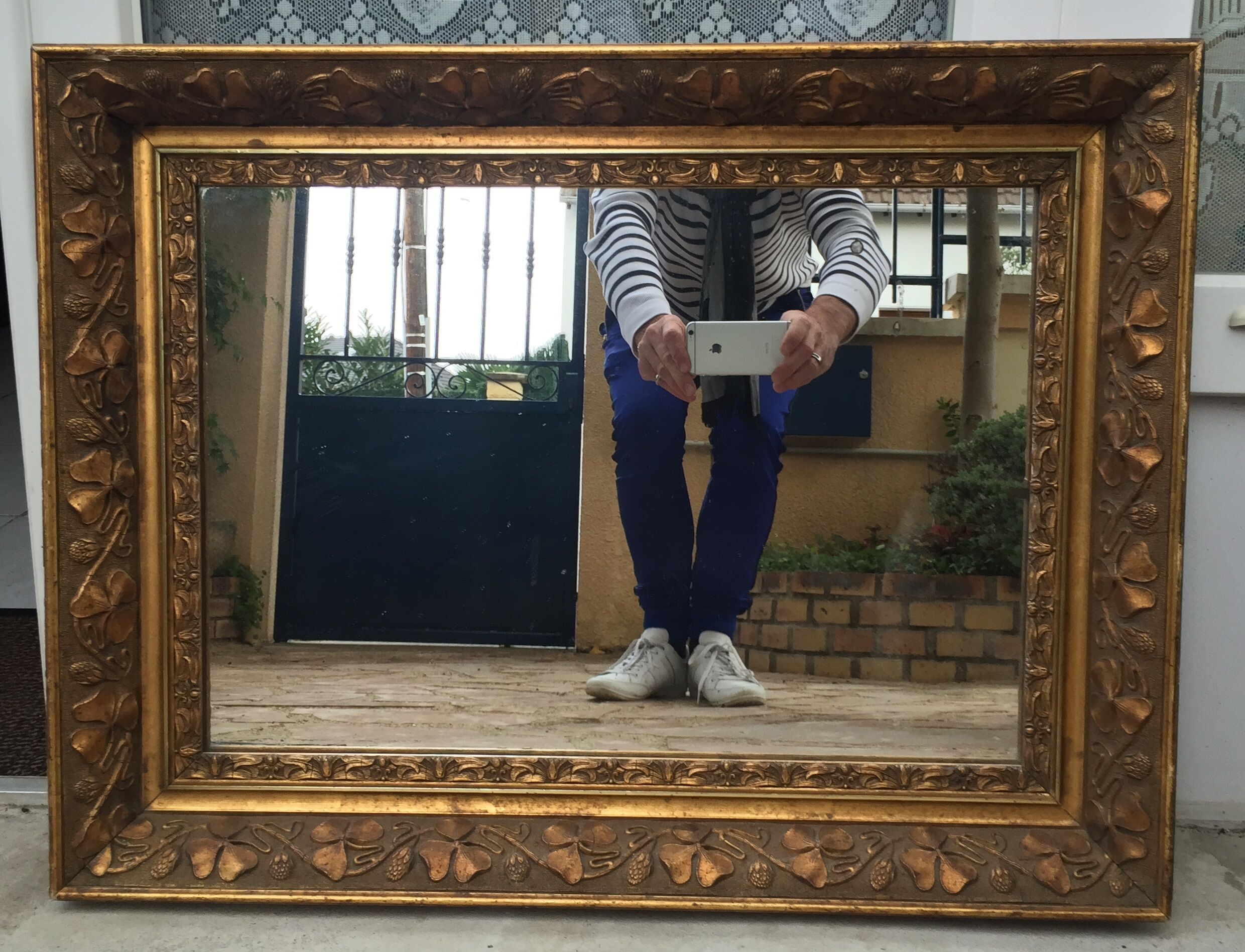 Mirror in gilded wood 66 x 50 cm