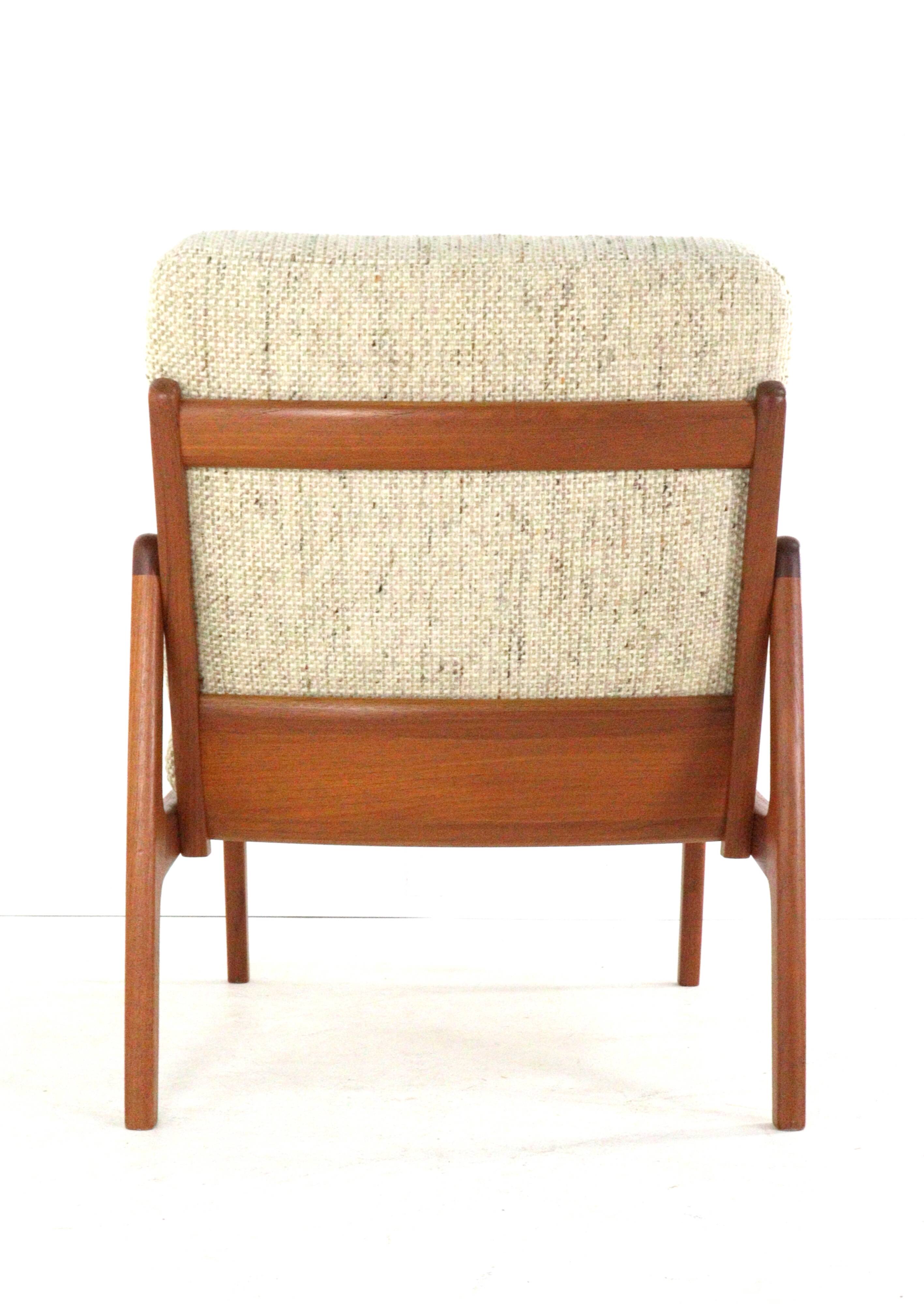 FD109 armchair by Ole Wanscher for France & Søn | Danish design in teak