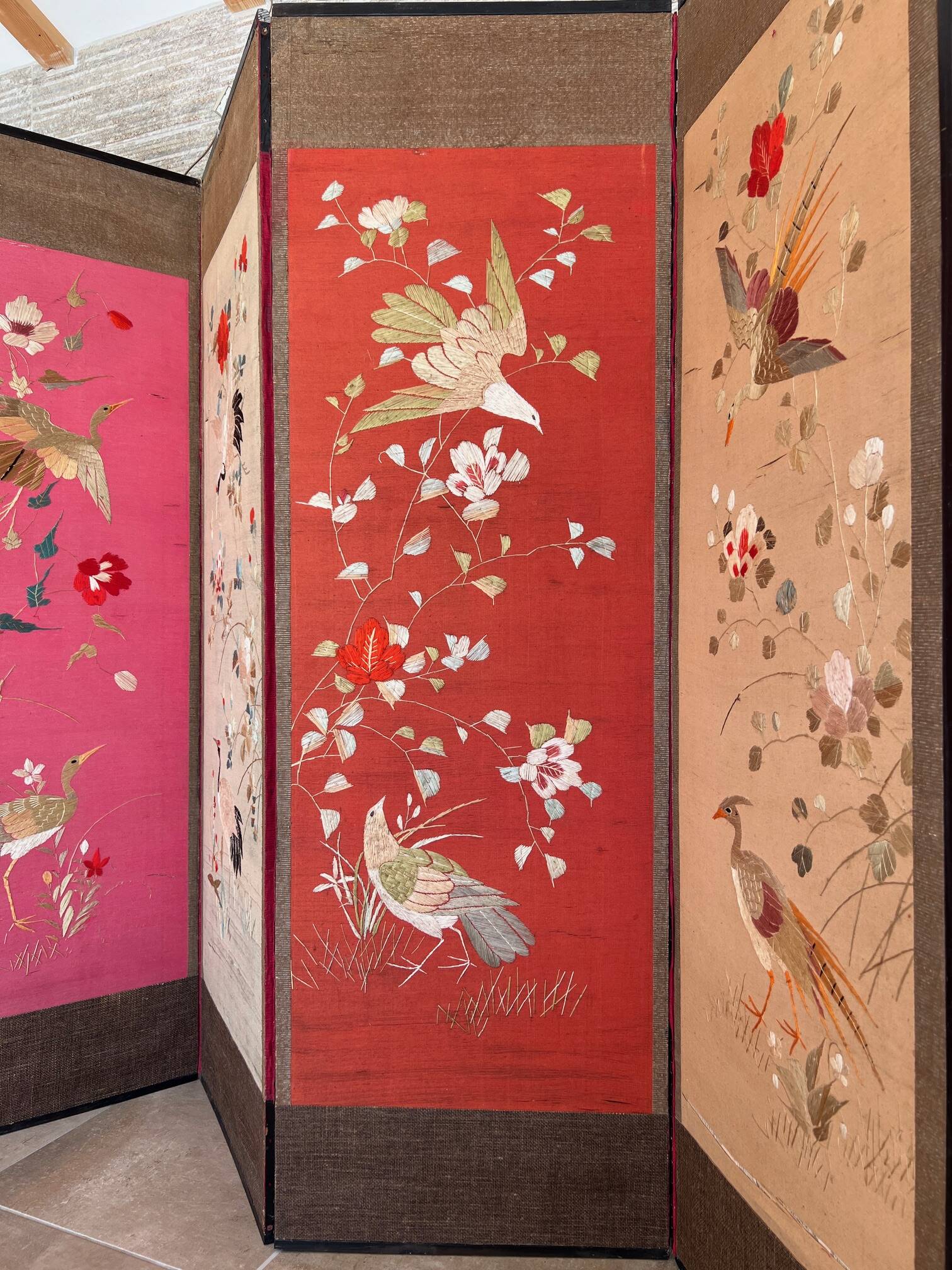 4-panel Japanese screen, 19th century, bird silk embroidery