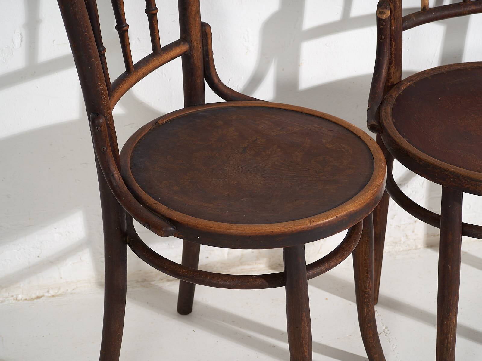 Antique Viennese-style chairs (circa 1920). Set of 4, no. 4