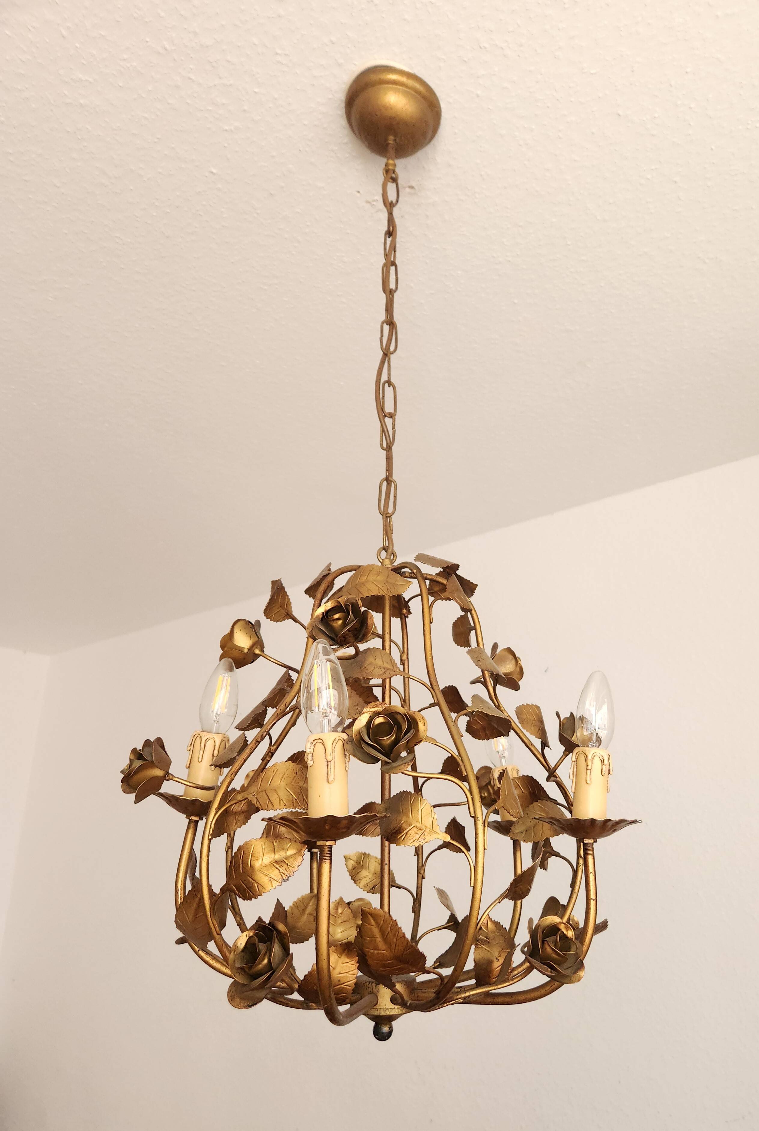 Chandelier hand-forged Hollywood Regency rose leaf decorations