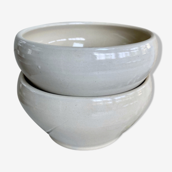 Pair of white Digoin bowls/bowls