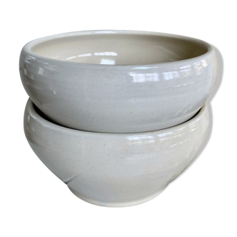 Pair of white Digoin bowls/bowls