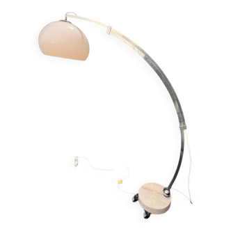 Adjustable Arc design floor lamp by Harvey Guzzini, 1970.