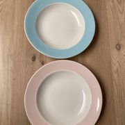 Set de 2 assiettes creuses Boch frères la louvière