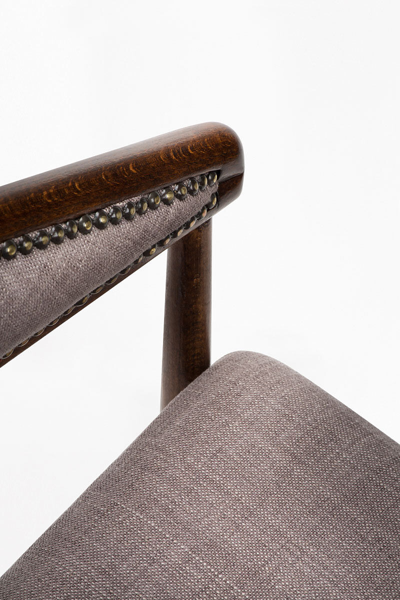 Pair of type B-3300 armchairs