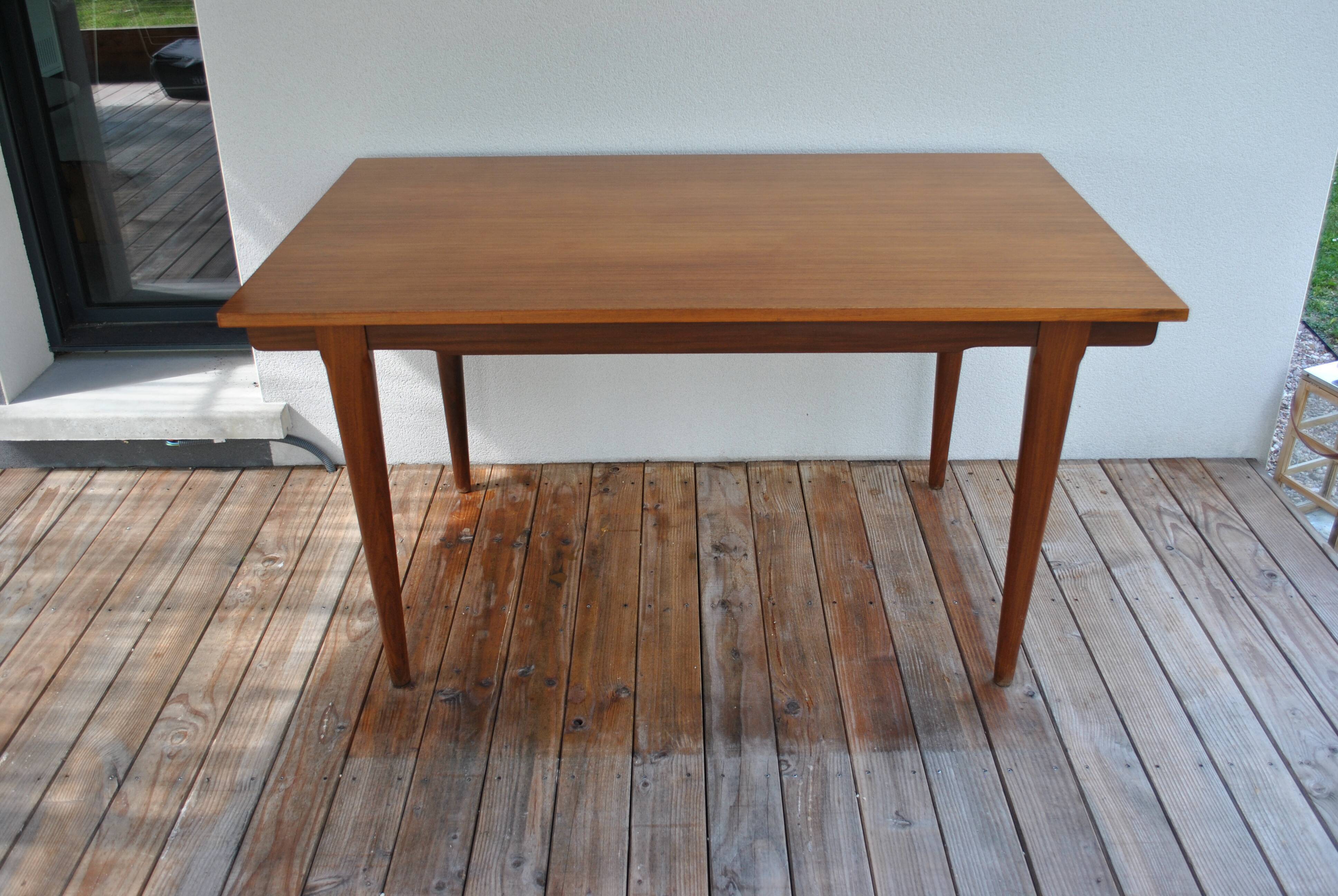 Table à manger scandinave en teck 1960