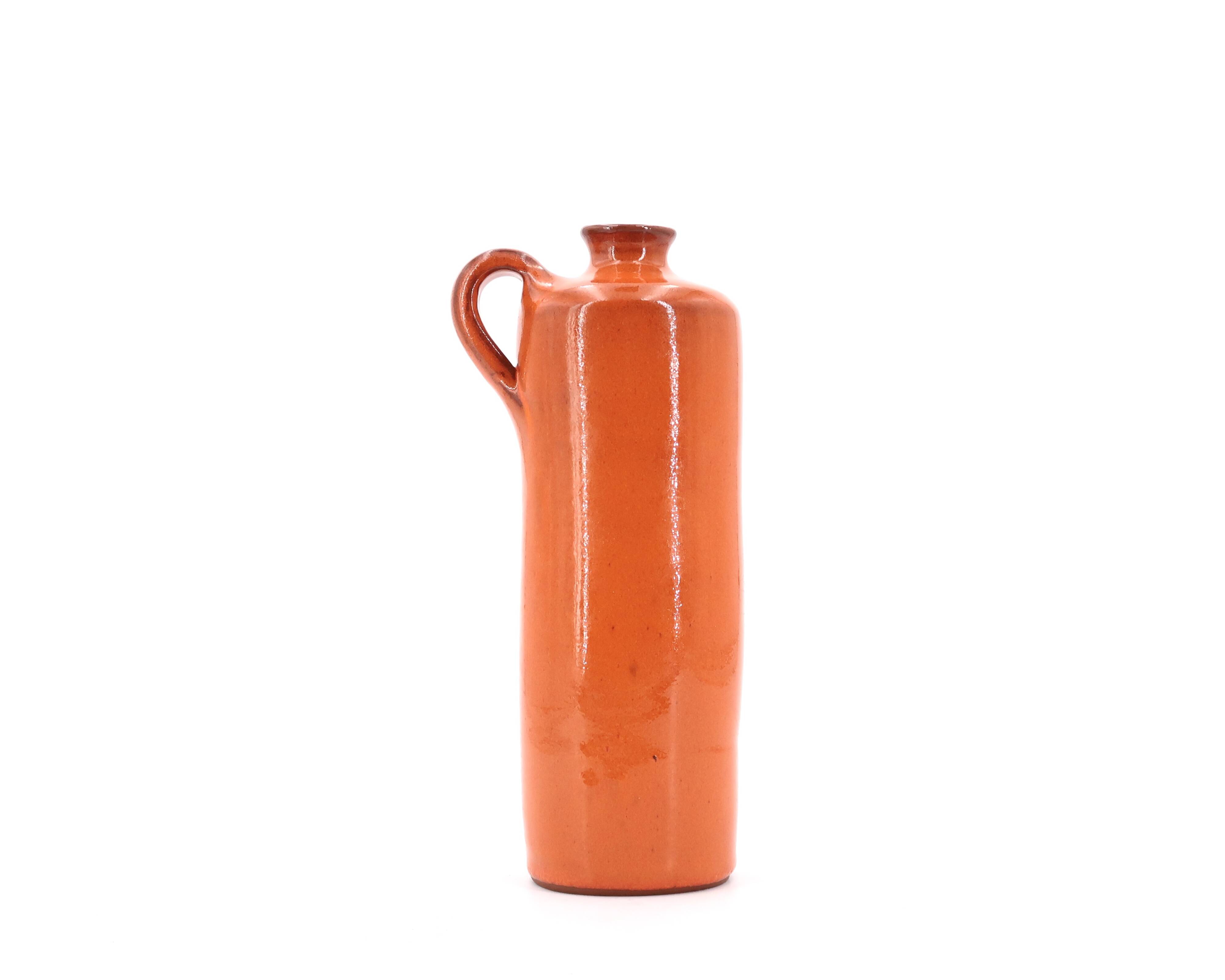 Vase bouteille orange en céramique, années 70