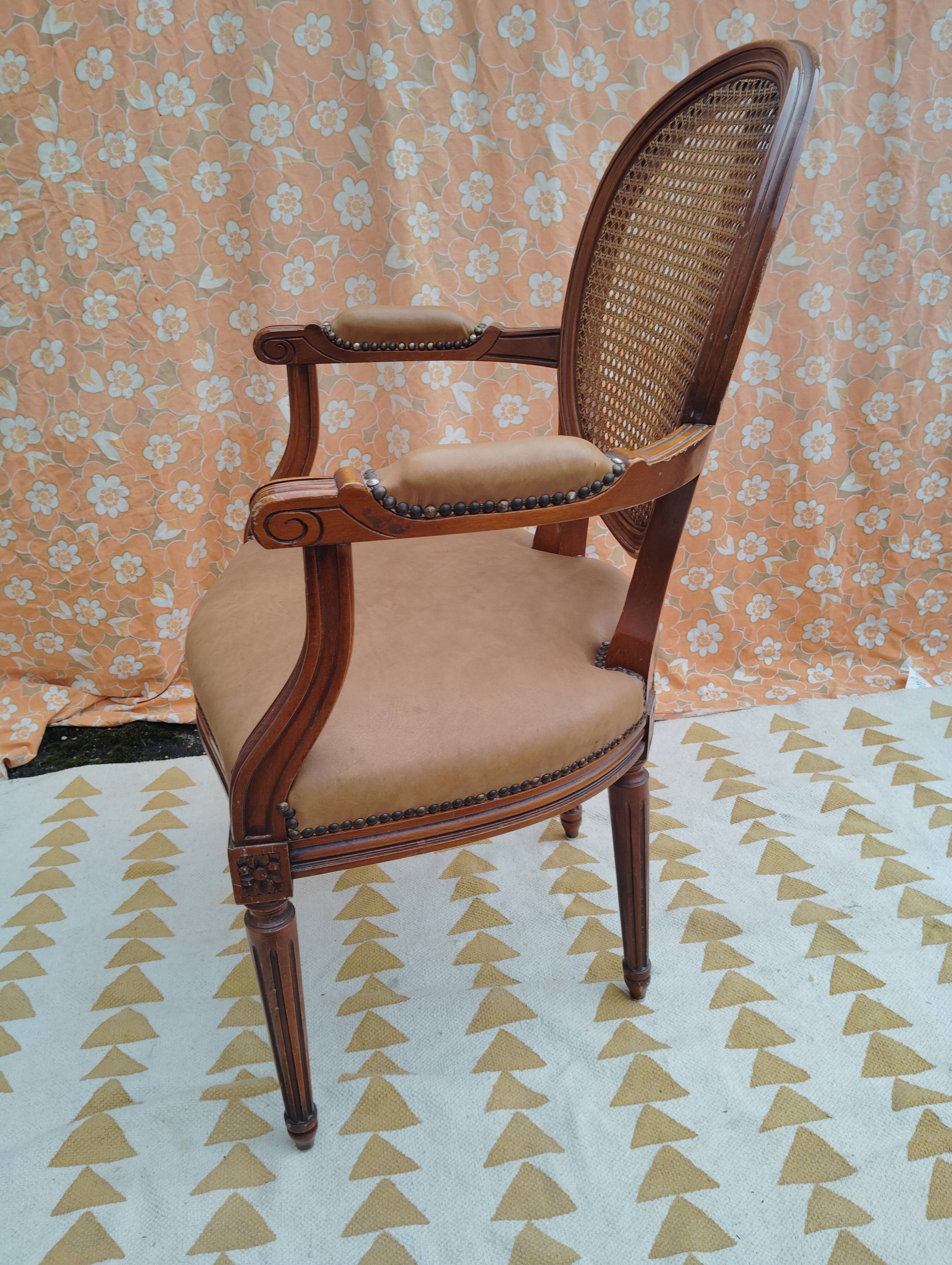 Fauteuil Louis XVI bois cannage