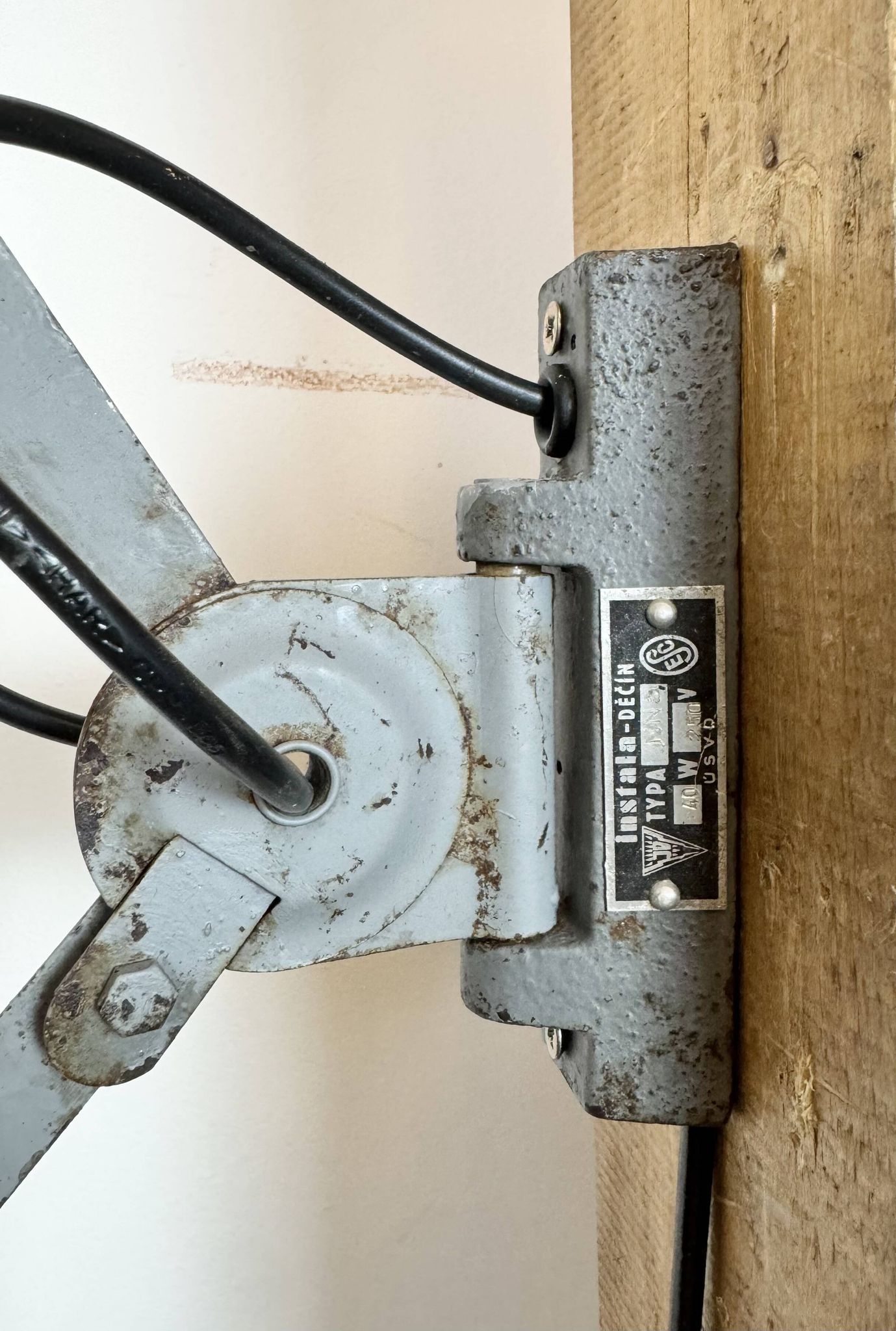 Industrial Grey Scissor Wall Lamp, 1960s