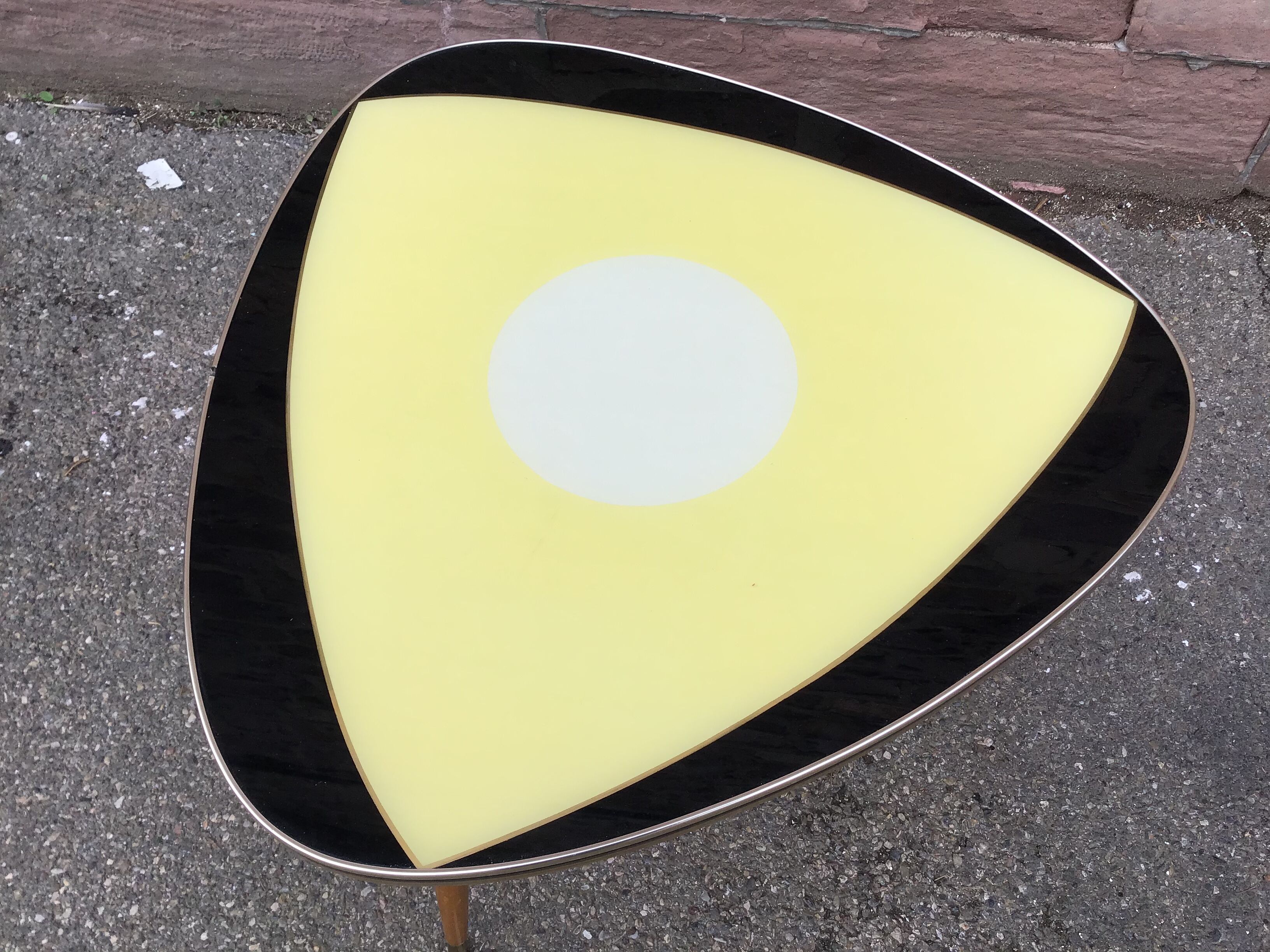 vintage cocktail coffee table design 1960 Scandinavian tripod