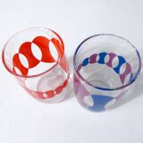 2 glasses