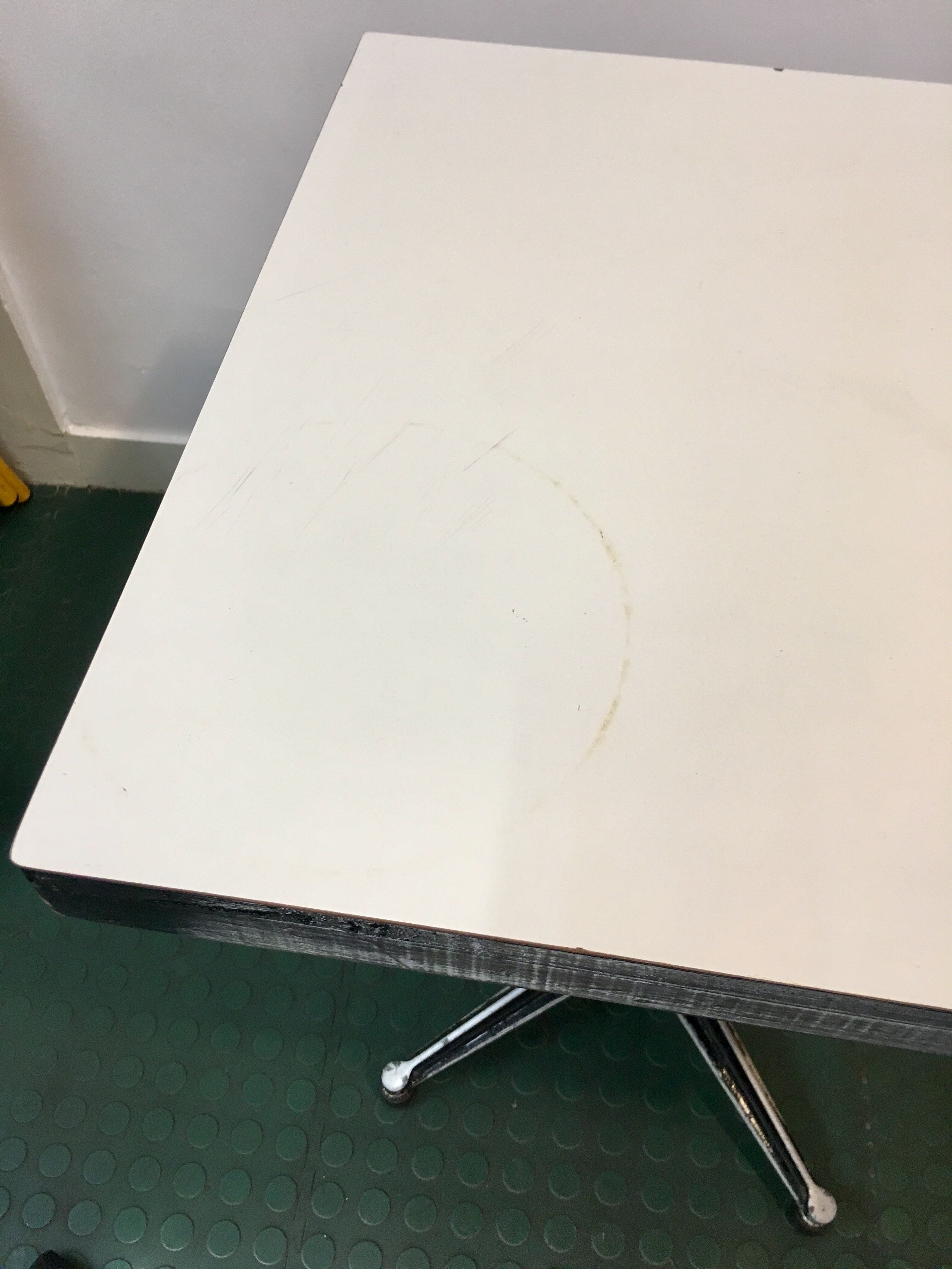 TABLE de Bistrot FORMICA and steel BERC ANTOINE