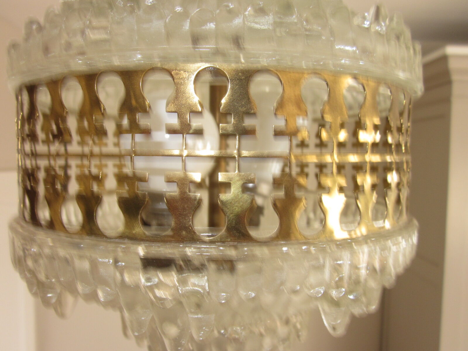 Art deco hanging lamp