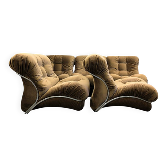 5 "Corolla" armchairs IPE Bologna, Italy, 1970s Mocha corduroy