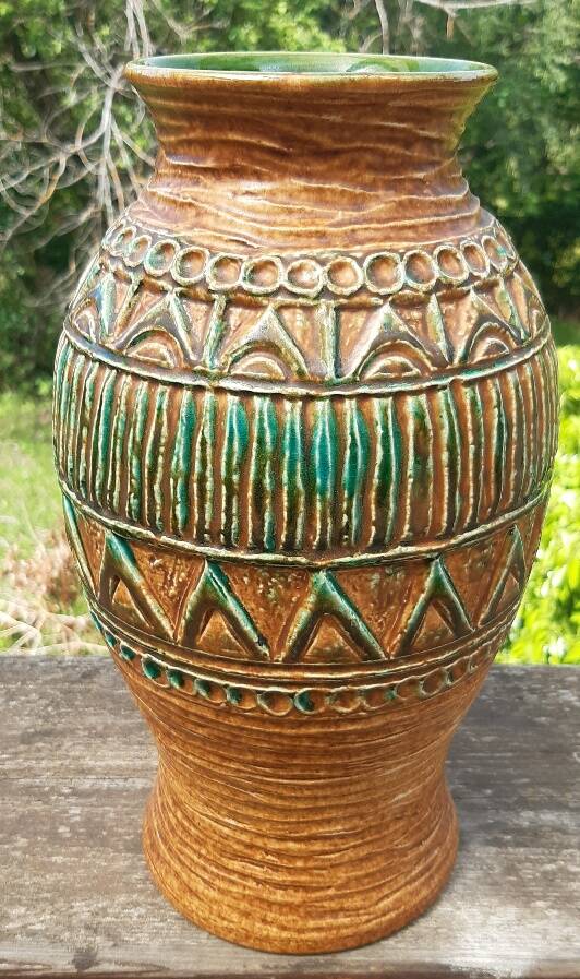 Vintage vase Bay Keramik model 6630