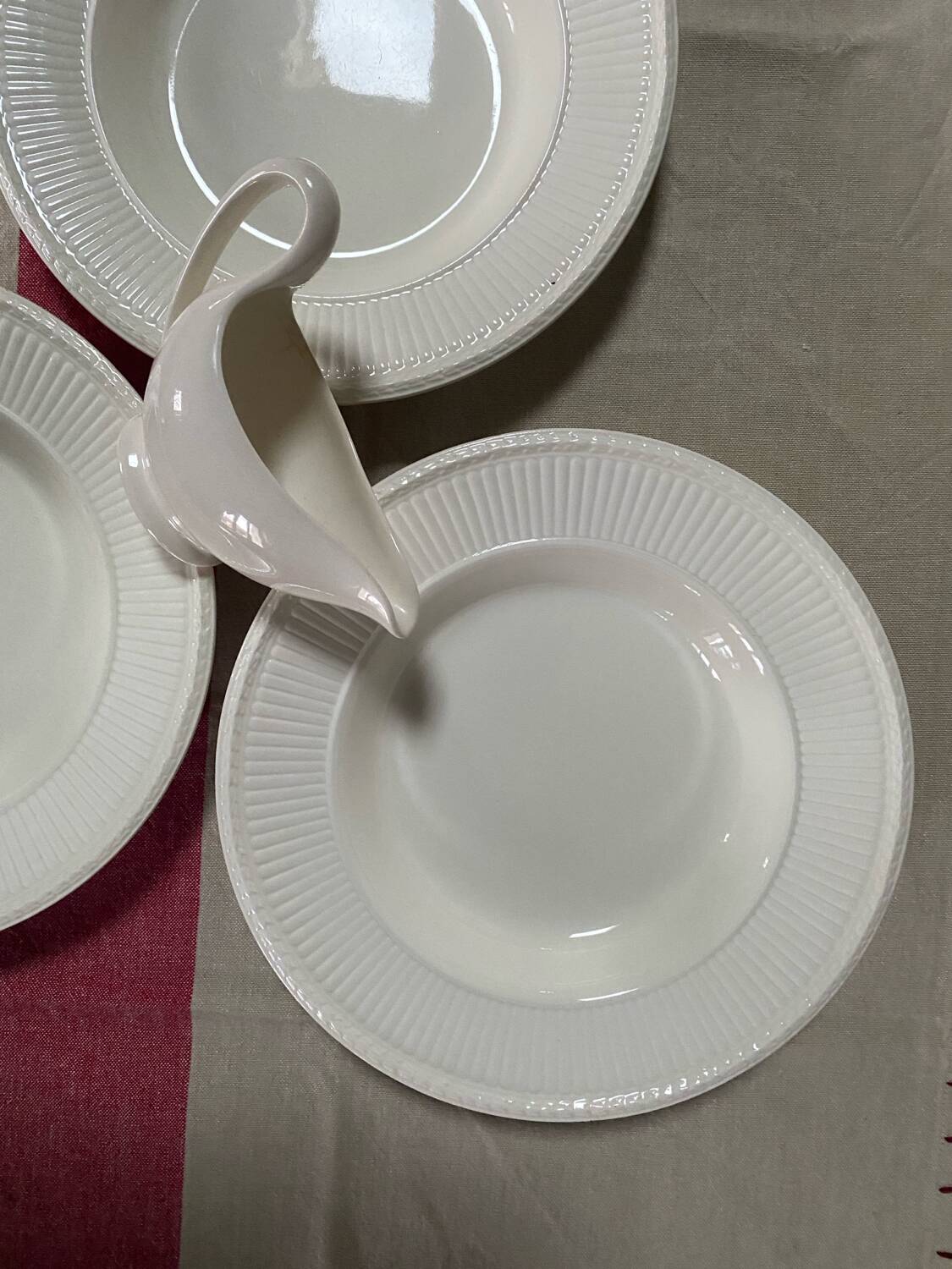 Set of 3 Wedgwood soup plates