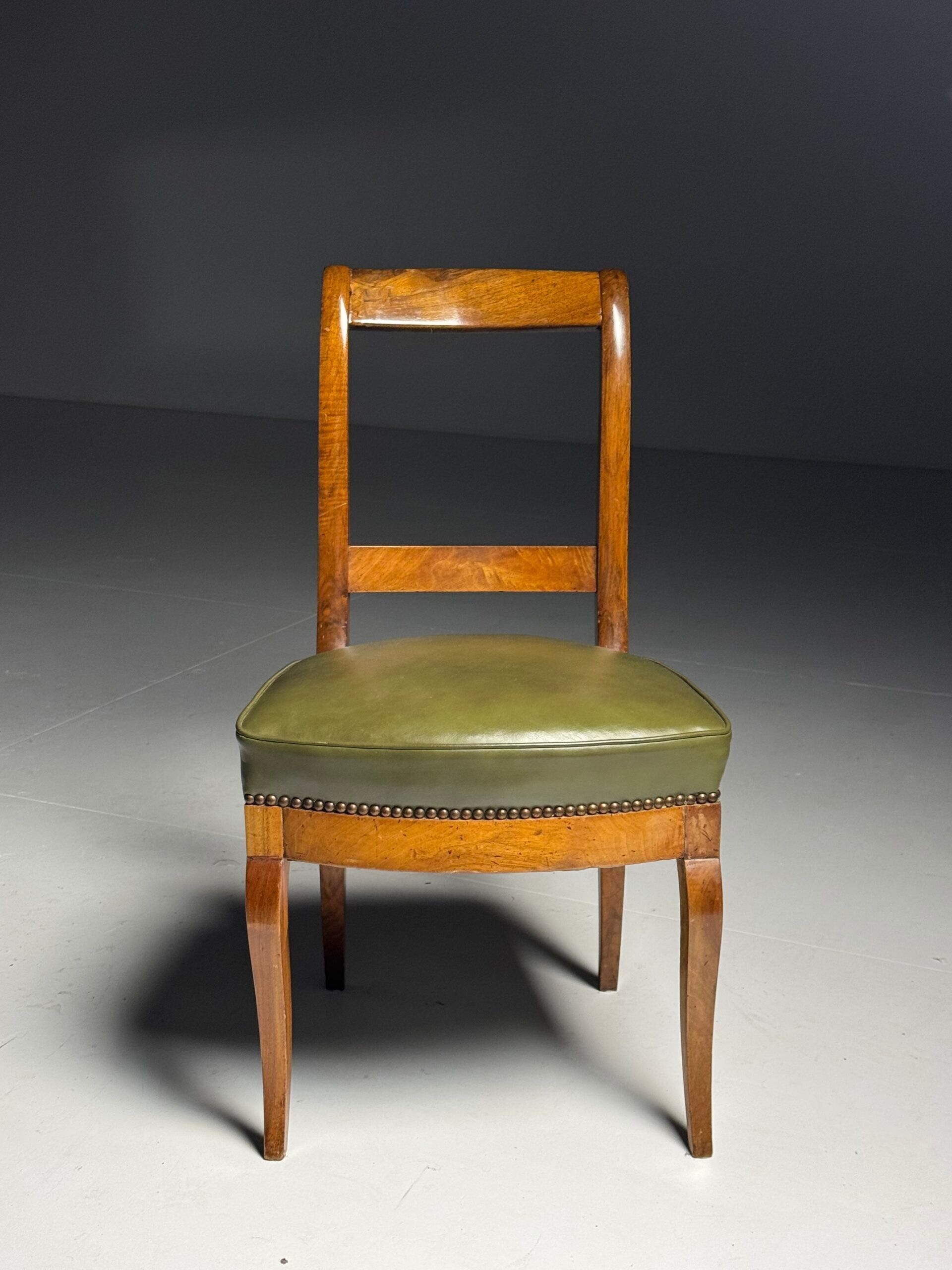 Set of 5 dining chairs