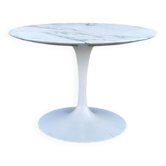 Tulip coffee table - end table by Eero Saarinen for Knoll International