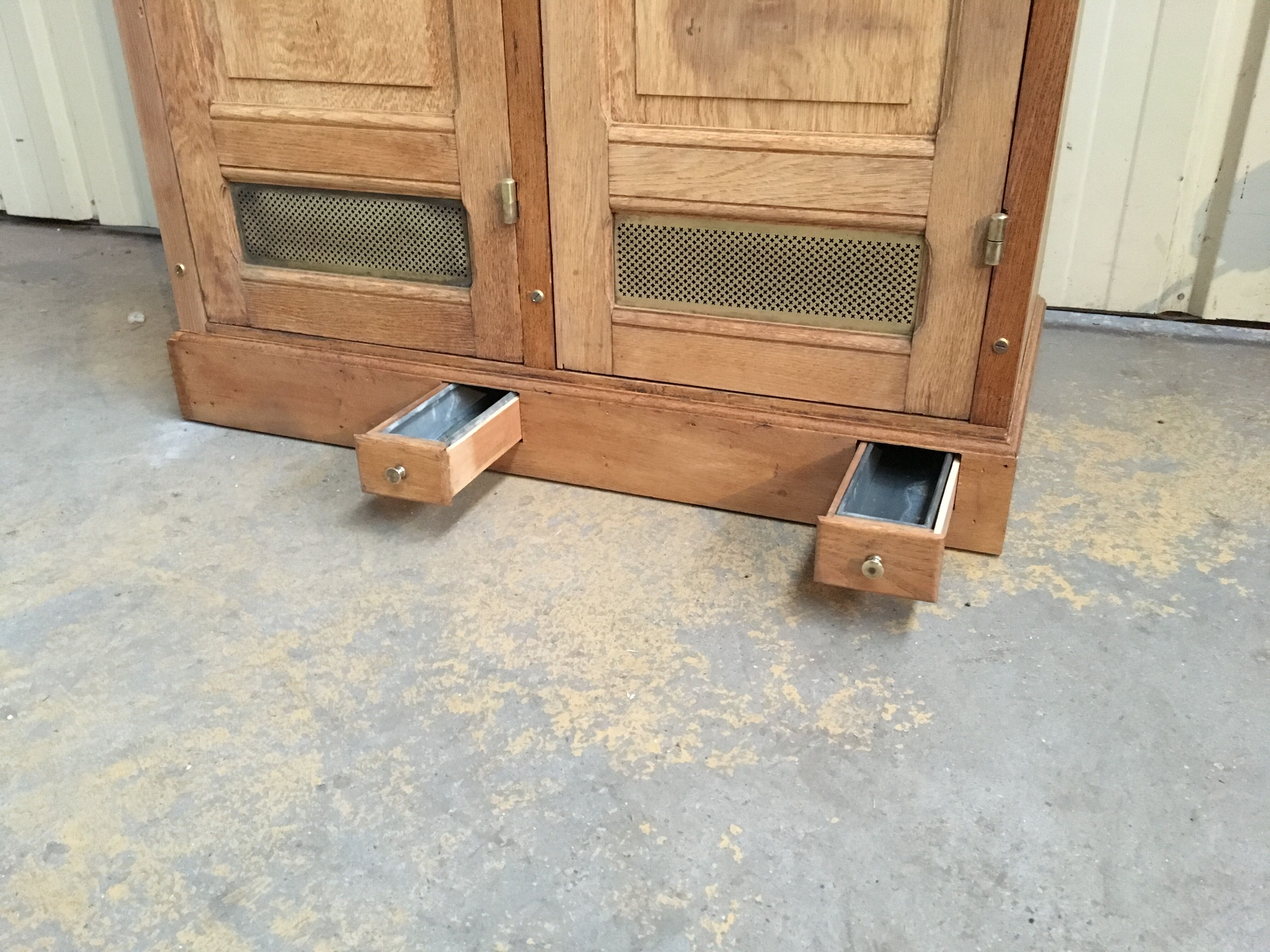 Old french bank locker room in oak
