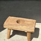 Side table in blond teak openwork tray