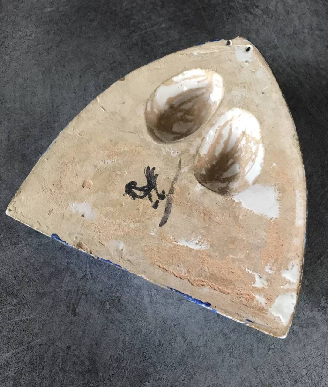 Religious bas-relief wall sculpture of the Virgin and Child signed Cantagalli