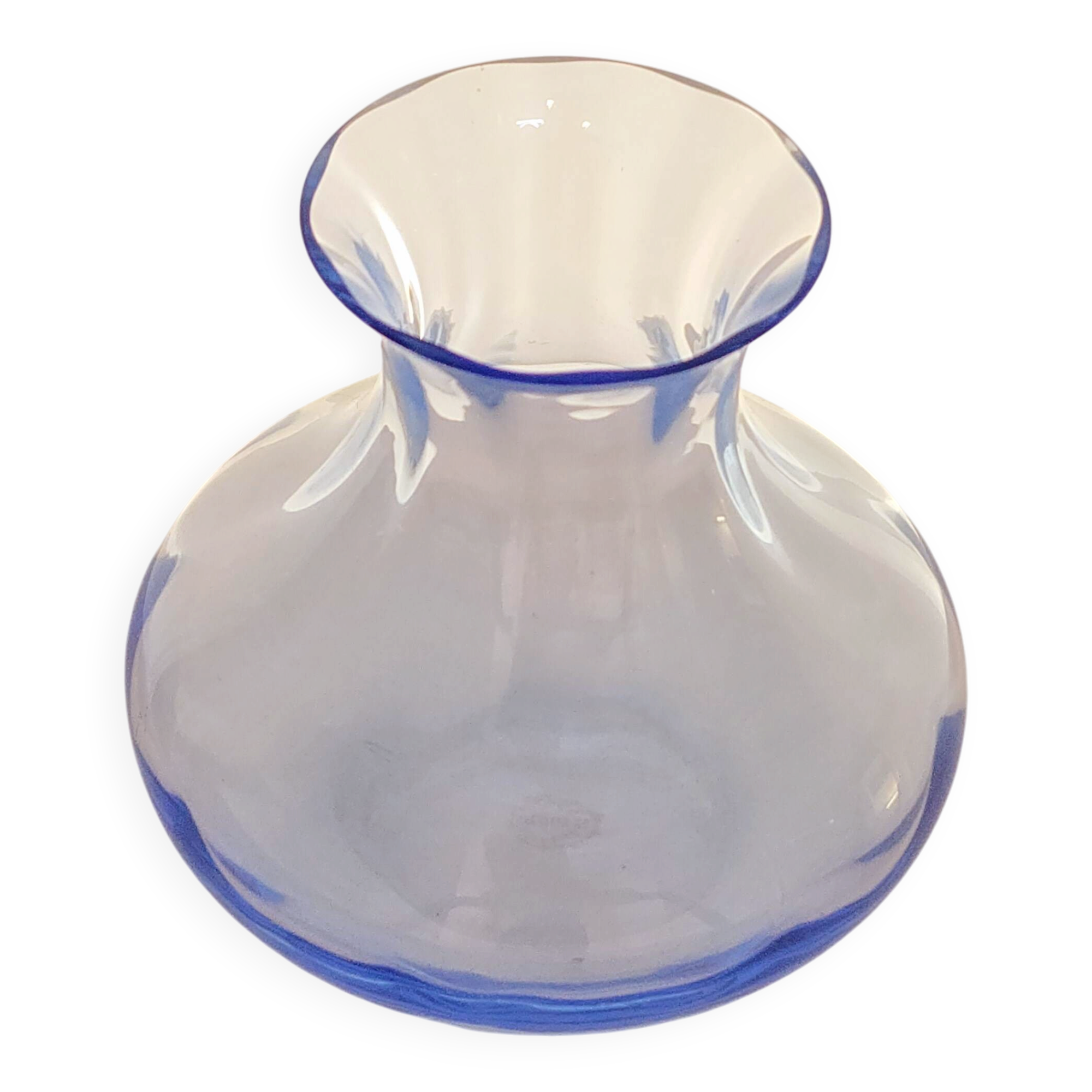 Petit vase élégant en cristal signé St Louis