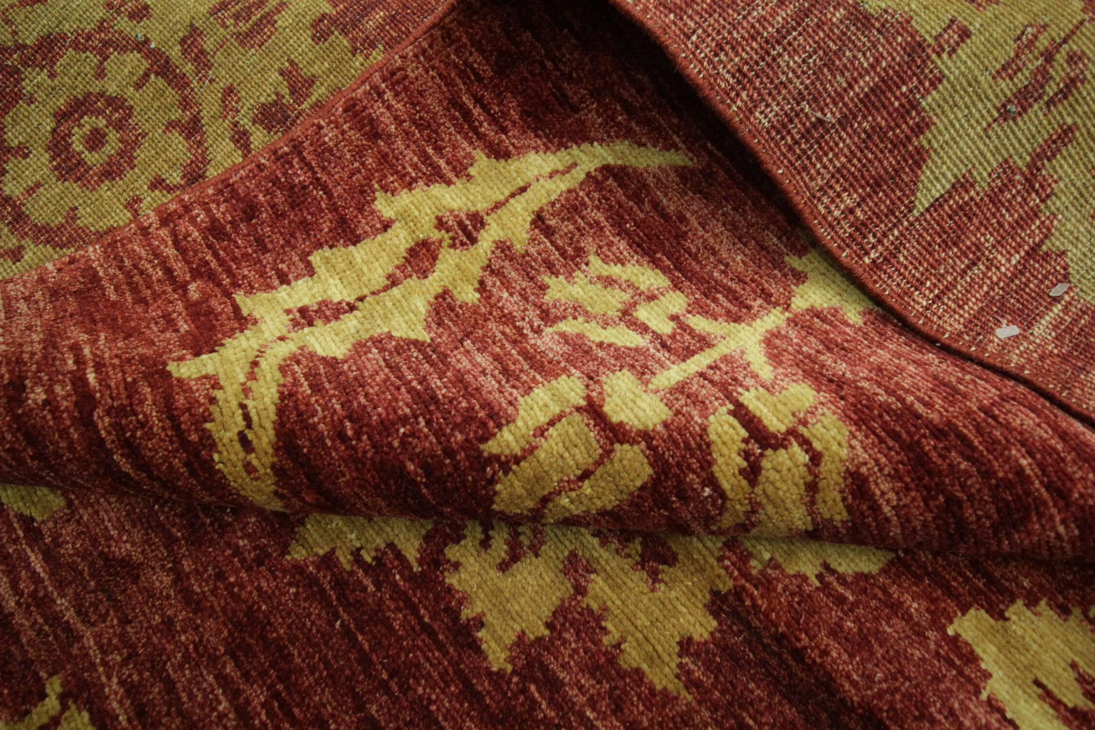 Modern deep red wool rug, classic handwoven carpet- 143x205cm