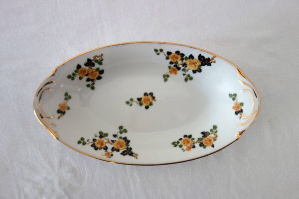2 assiettes plates, creuses, dessert et ravier Legrand Limoges 1920